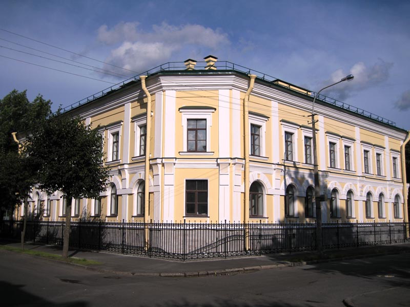 Жилой дом в Павловске